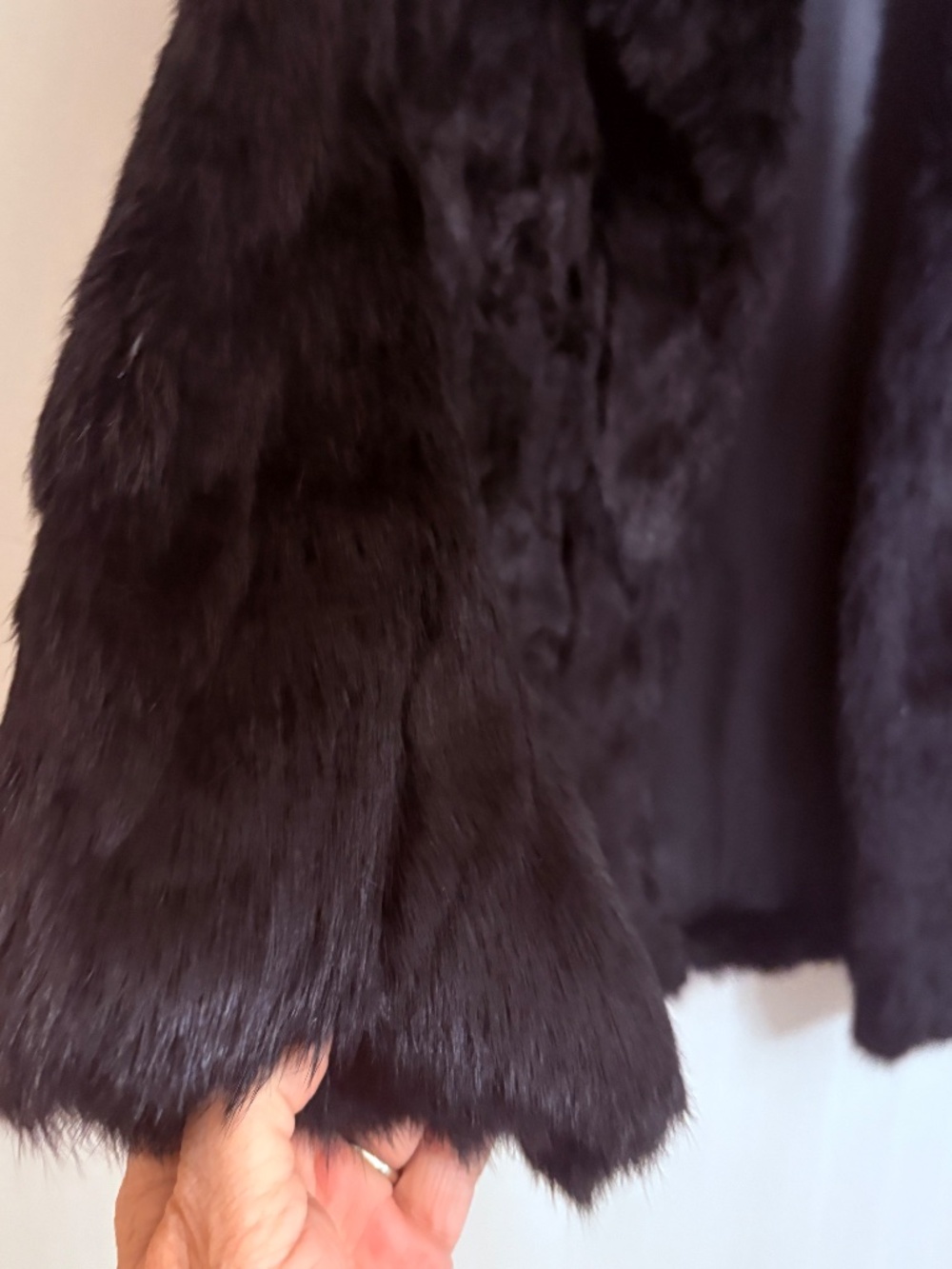 VINTAGE 1980s DINO RICCO Genuine Rabbit Fur Coat, Black Size S - Picture 4 of 17